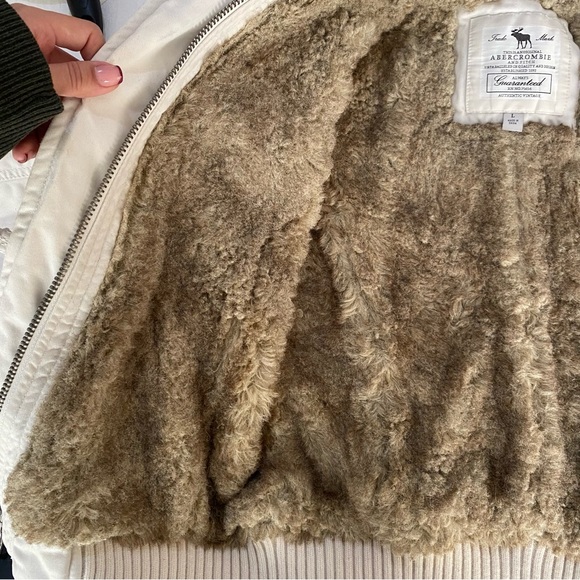 Vintage Abercrombie & Fitch White Hooded Jacket - Picture 13 of 16